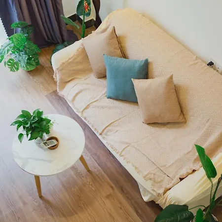 Cozy Lovely Home + Netflix @District 1